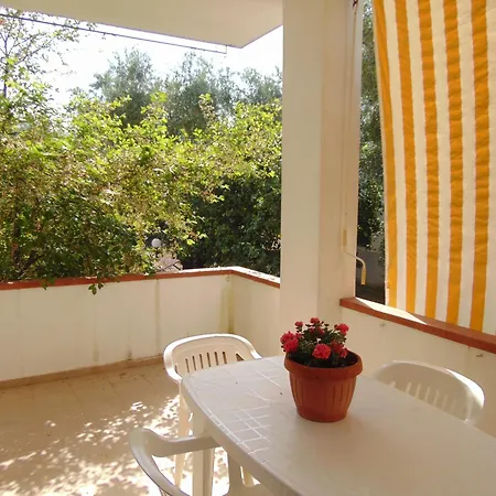 In Con Giardino Pizzomunno Daire