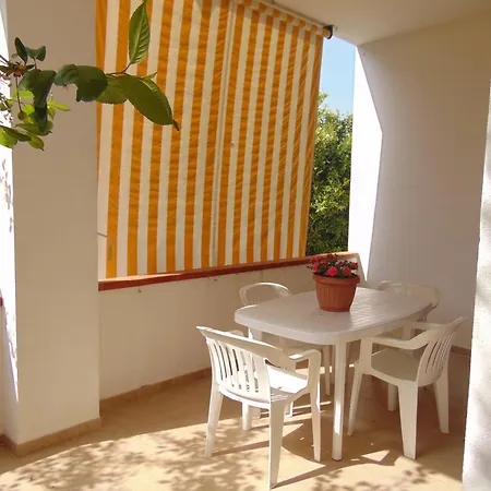 Appartamento In Villa Con Giardino Pizzomunno Vieste