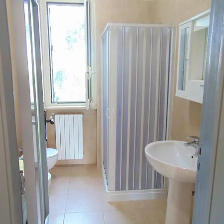 Appartamento In Villa Con Giardino Pizzomunno Apartment