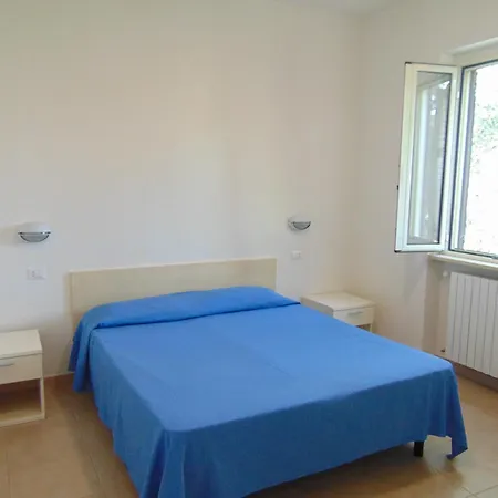Appartamento In Villa Con Giardino Pizzomunno Apartment