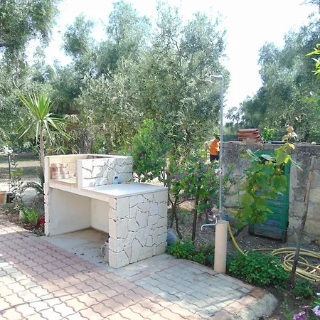 Apartment Appartamento In Villa Con Giardino Pizzomunno